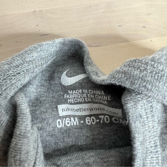 Nike Baby Onesies 0-6M - Picture 6 of 6